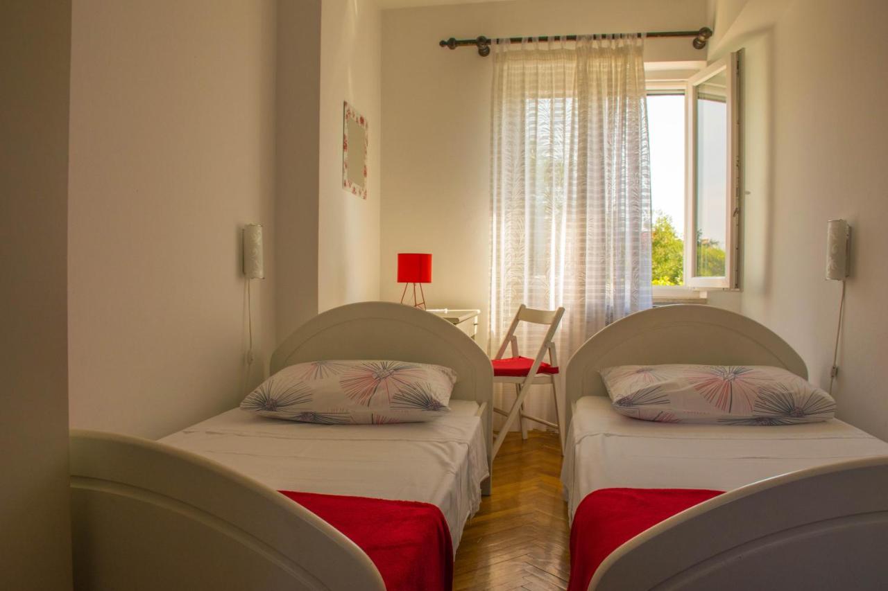 Apartments White & Green In מאלינסקה מראה חיצוני תמונה