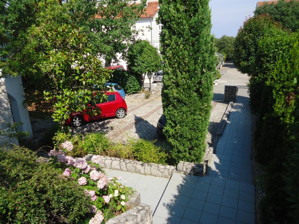 Apartments White & Green In מאלינסקה מראה חיצוני תמונה