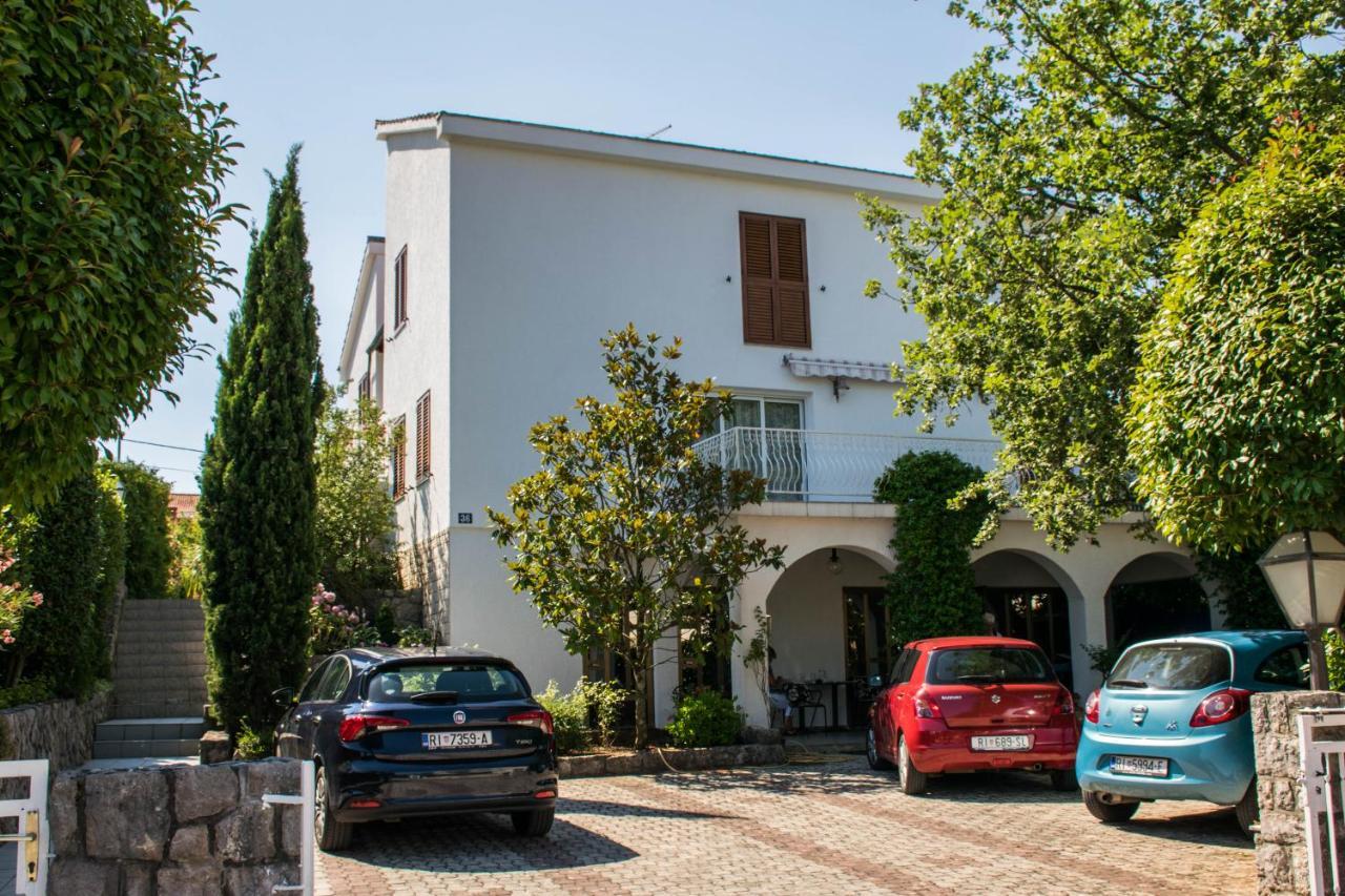 Apartments White & Green In מאלינסקה מראה חיצוני תמונה